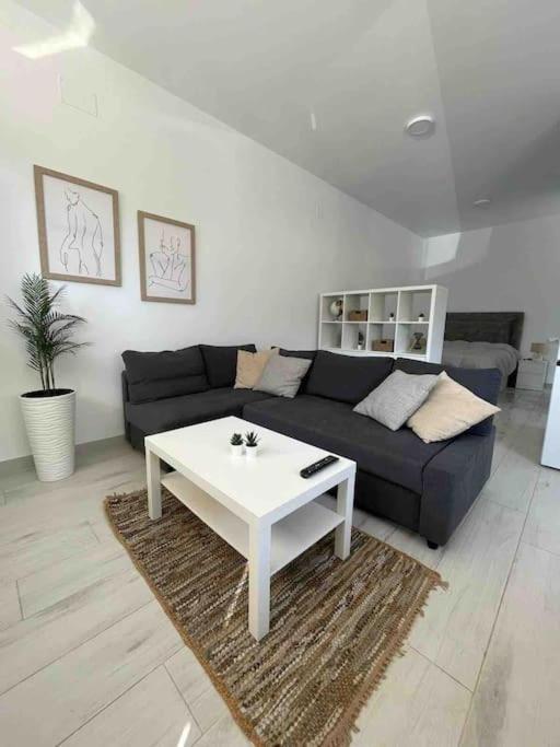 Estudio Playa La Misericordia Málaga Exteriör bild