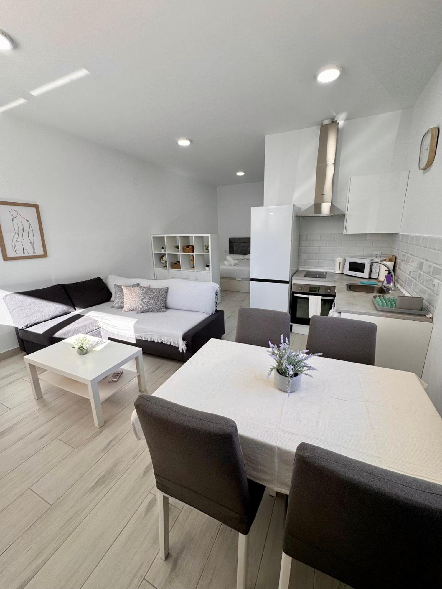 Estudio Playa La Misericordia Málaga Exteriör bild